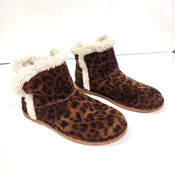 Calistoga 3 Tier Tan Leopard Print Slip on Short Boots Soft Faux Fur Lined Sz 9 - Picture 3 of 7